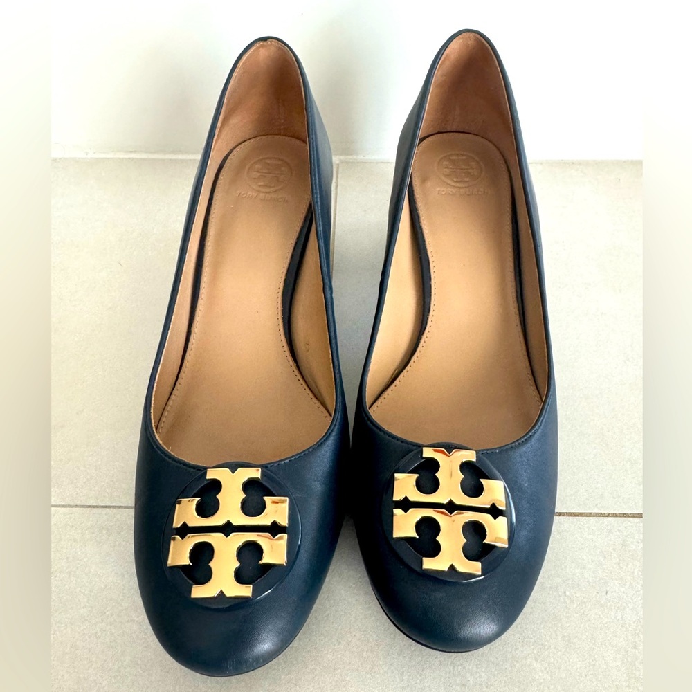 Tory Burch  Designer 50 mm Janey Blue Leather Pump Stacked Heels - Size 10